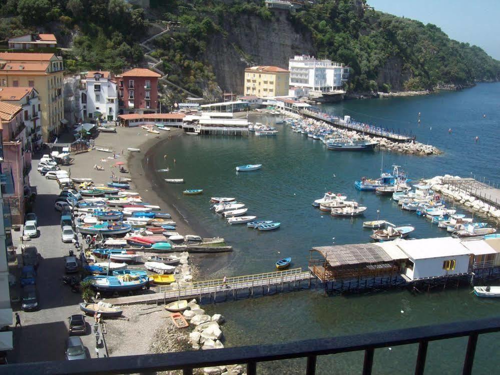 Casa A Mare Bed and Breakfast Sorrento Exteriör bild
