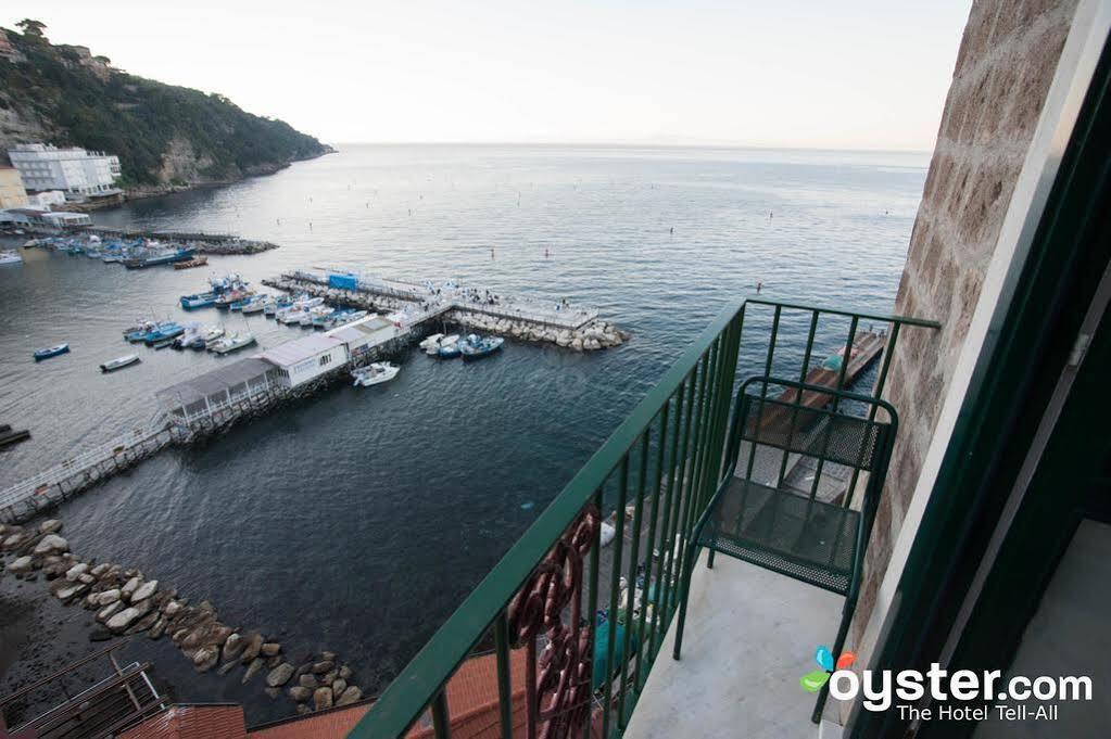 Casa A Mare Bed and Breakfast Sorrento Exteriör bild